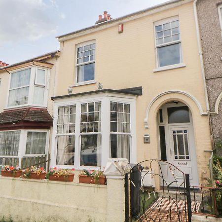 Villa 44 Elm Road Plymouth Exterior foto
